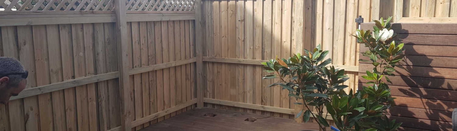 Project: pailing and lattice wood fencing