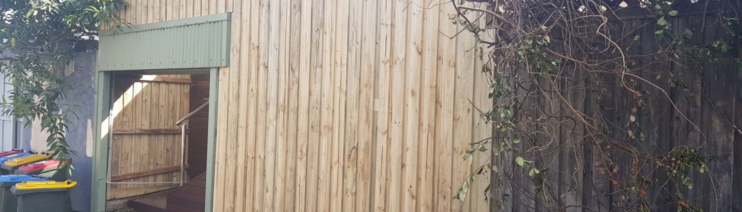 Project: ultra high wood fencing