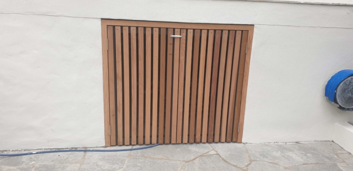 Project: Stylish wood gates